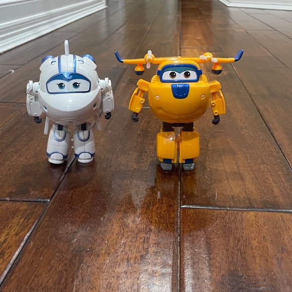 Kids Toy Airplane Set - White and Orange - Picture 2 of 2